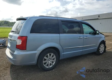 2016 Chrysler Town & Country Touring из США, поврежденный, VIN 2C4RC1BG7GR208729
